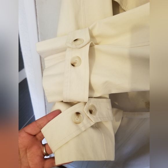 Style State Long Line Collared Trench Coat with Button and Pockets Beige Sz 8 - Picture 9 of 14